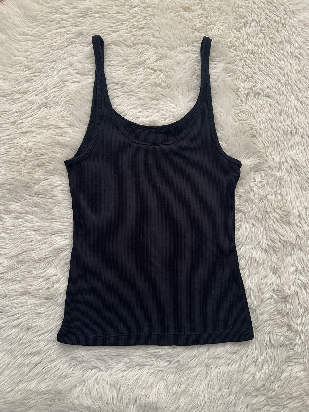 Alo Ribbed Prosper Tank - Picture 6 of 6